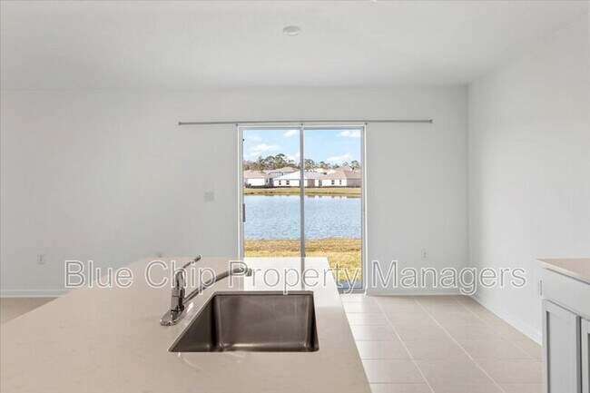 Building Photo - 2295 Green Valley St