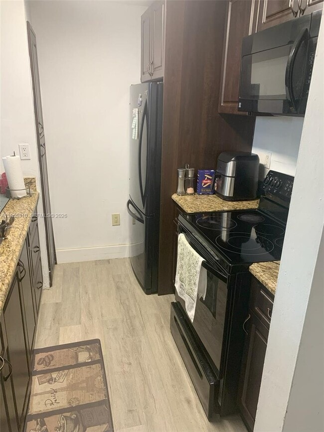 Building Photo - 7075 NW 186th St