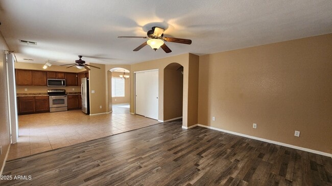 Building Photo - 42553 W Michaels Dr