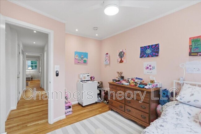 Building Photo - 9221 Talisman Dr