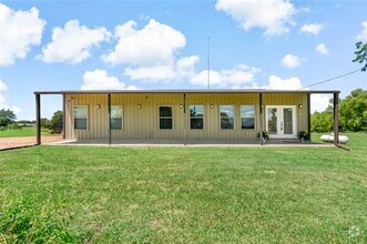 Building Photo - 550 County Rd 35400