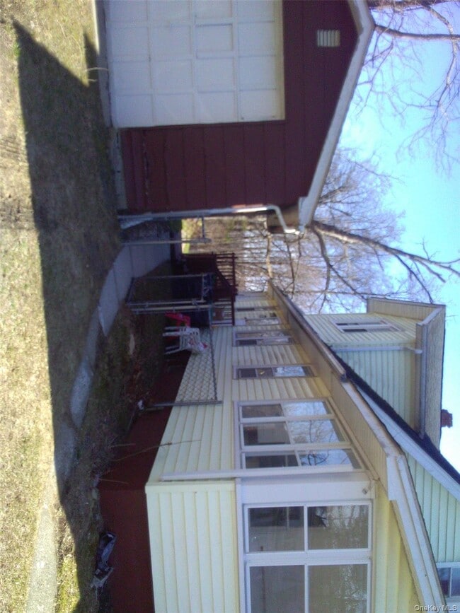 Building Photo - 82 North Rd