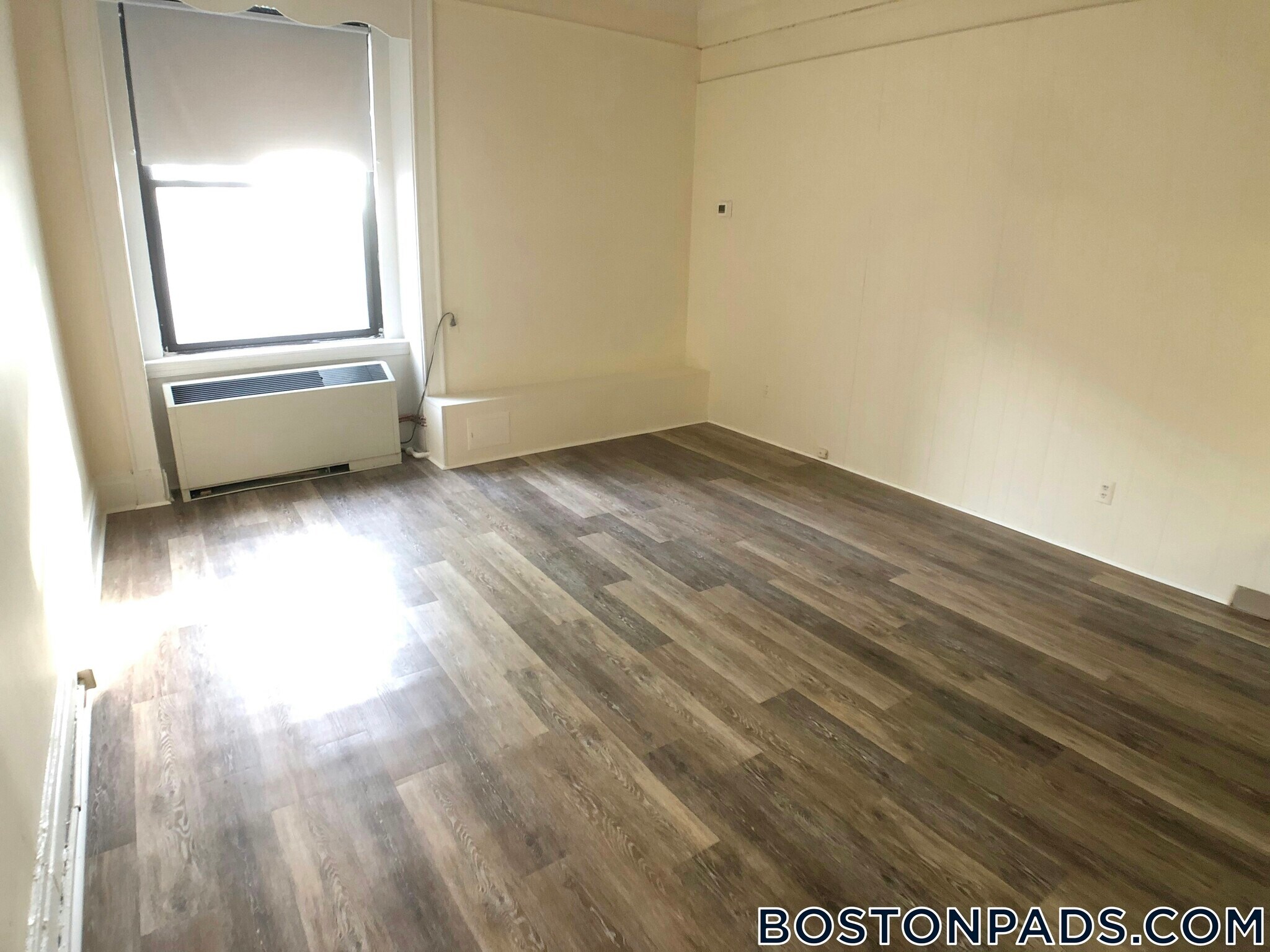 Building Photo - 62 Boylston St