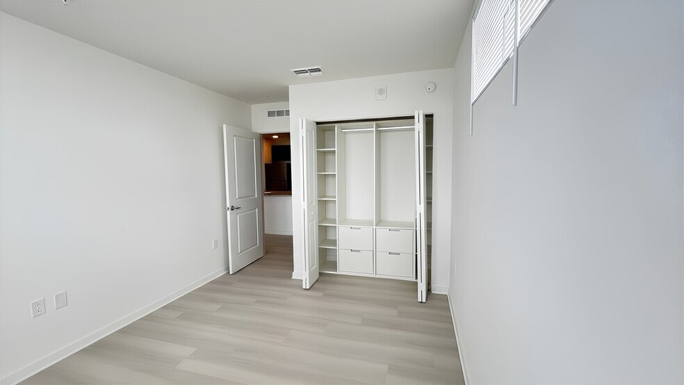 Building Photo - 5579 Millenia Park Blvd