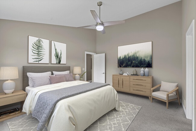 Building Photo - 5990 Tamarack Dr