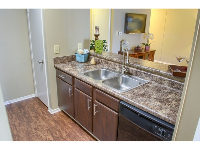 Summit at Hillcrest 1601 Hillcrest Rd Mobile AL 36695 Apartment Finder