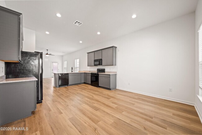 Building Photo - 218 Peppercorn Wy