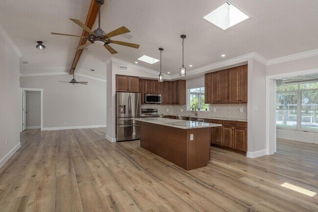 Building Photo - 4246 Marine Pkwy