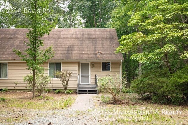 Primary Photo - 2214 Davis Rd