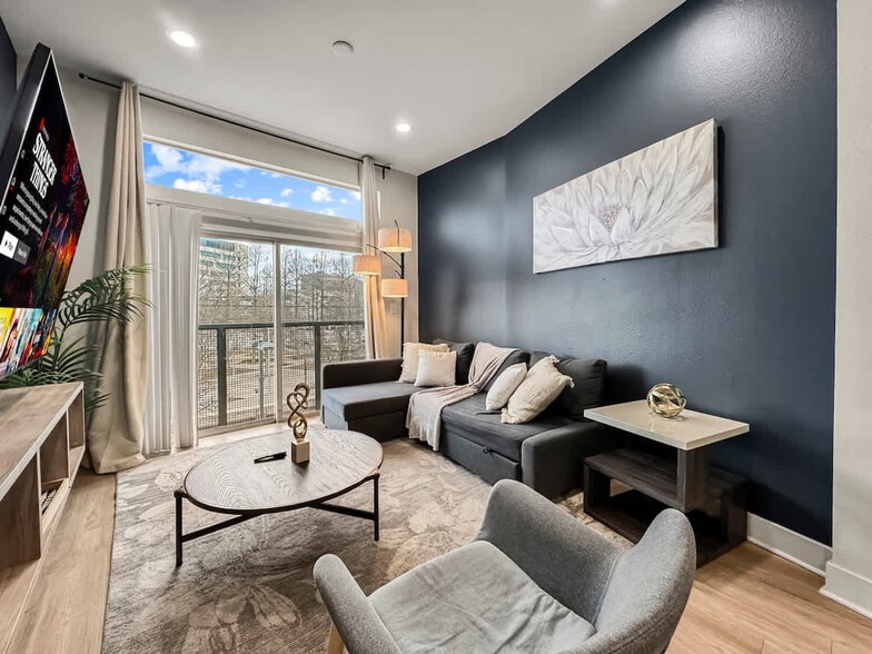 Building Photo - 2901 Indiana St