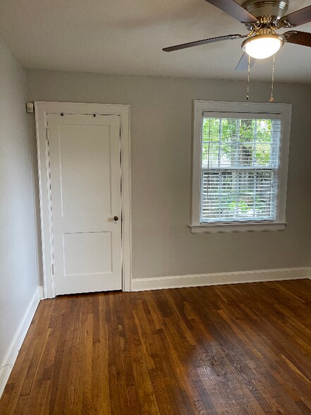 Building Photo - 4105 Rockdale Ave