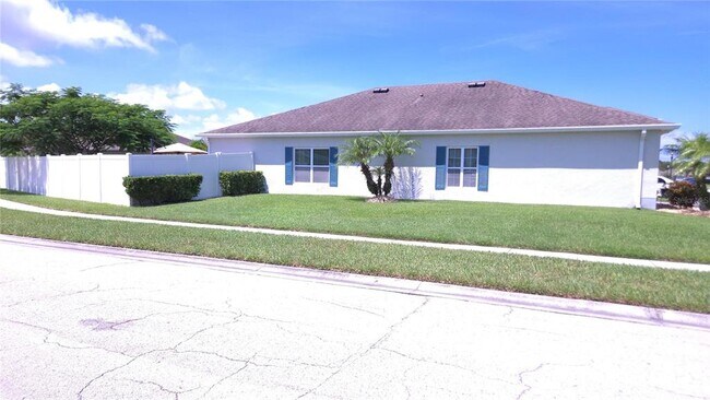 Building Photo - 3729 Brambly Ave