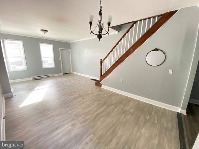 Building Photo - 3050 Hartville St