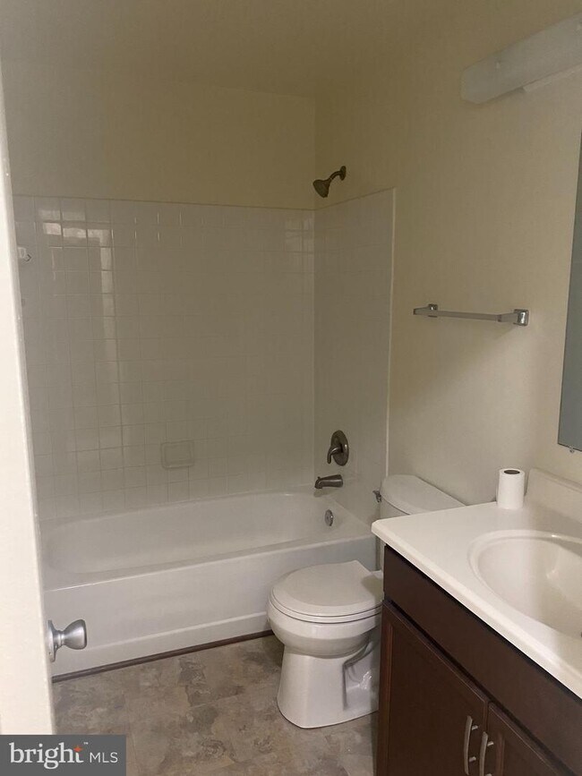 Building Photo - 14905 Cleese Ct