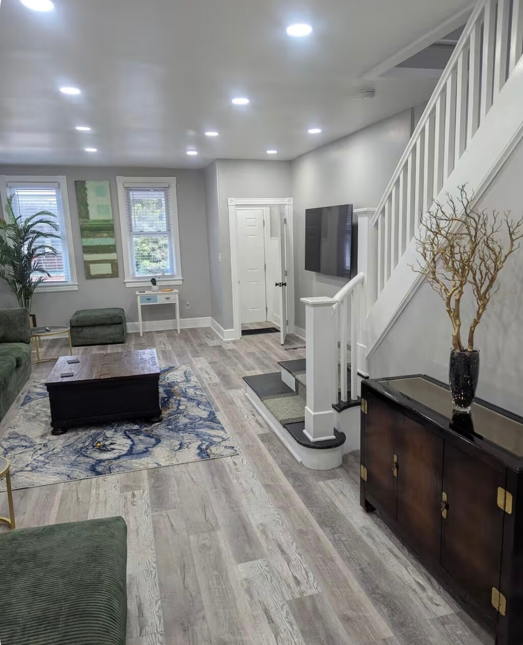 Building Photo - 229 Conover St