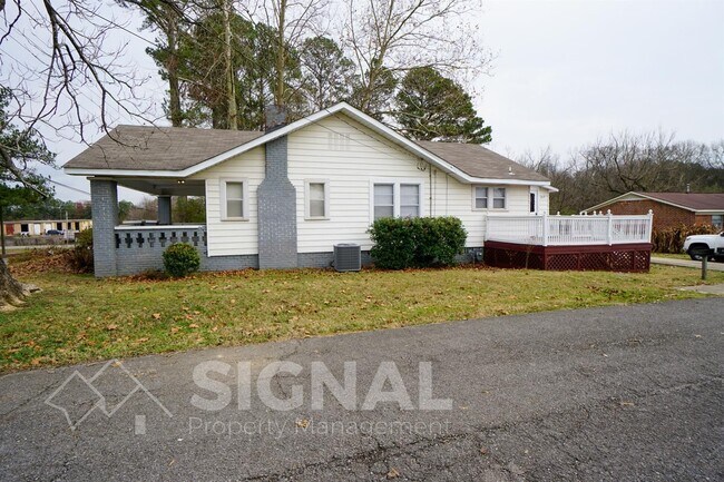 Building Photo - 217 1st Ave SE