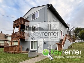 Building Photo - 323 S 30th St