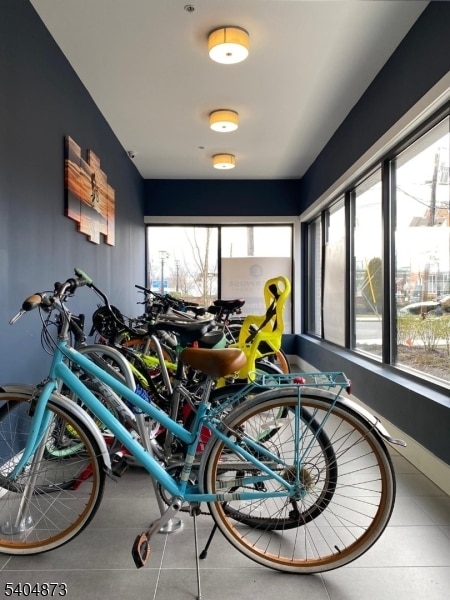 Building Photo - 22 Center St