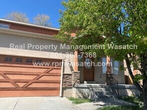 Building Photo - Great 4 bedroom 2 bath West Valley Home