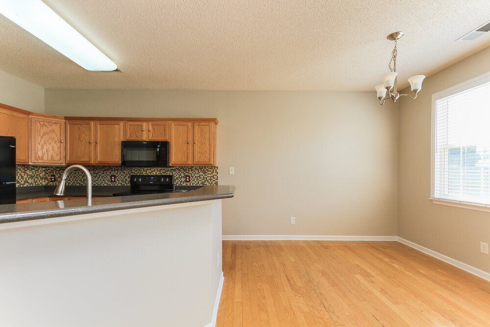 Building Photo - 5811 Briggs Dr