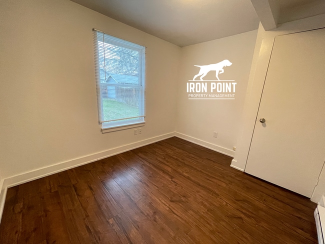 Building Photo - Historic North End duplex close to Hyde Park & Downtown Boise