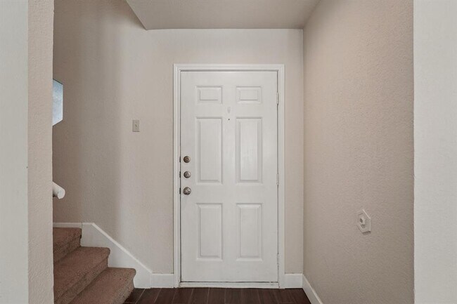 Building Photo - 12306 Abney Dr