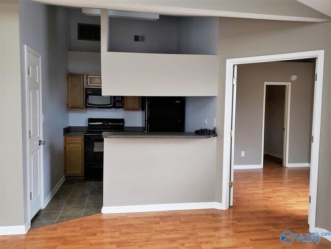 Building Photo - 181 Waters Edge Ln