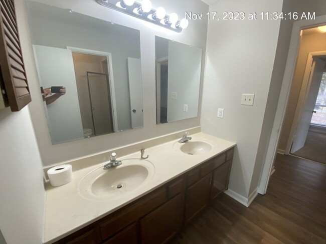 Building Photo - 419 Loblolly Ct