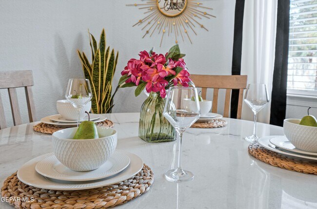 Building Photo - 12120 Desert Quail Ave