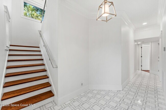 Building Photo - 143 Caledonia Dr