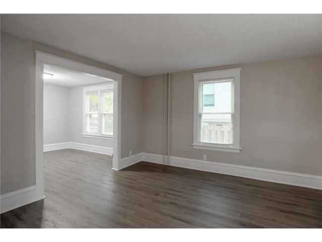 Building Photo - 3815 2nd Ave S