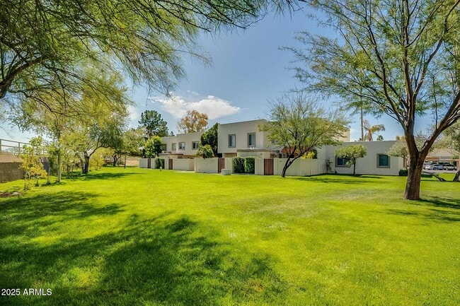 Building Photo - 7906 E Keim Dr