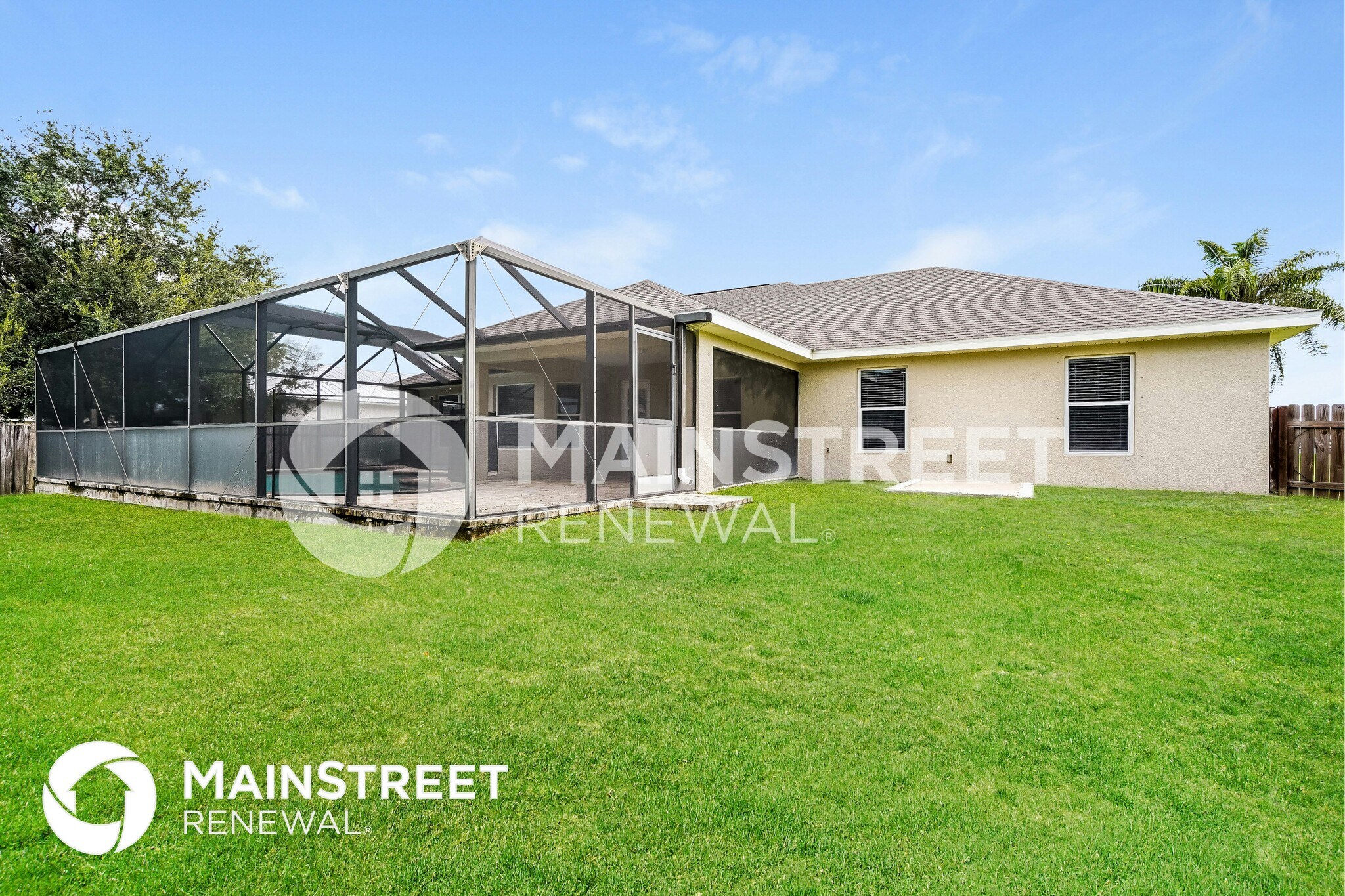 Building Photo - 2920 NE 3rd Ave