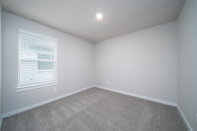 Building Photo - 7411 Victoria Brook Trace