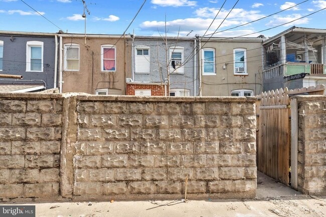 Building Photo - 220 N Luzerne Ave