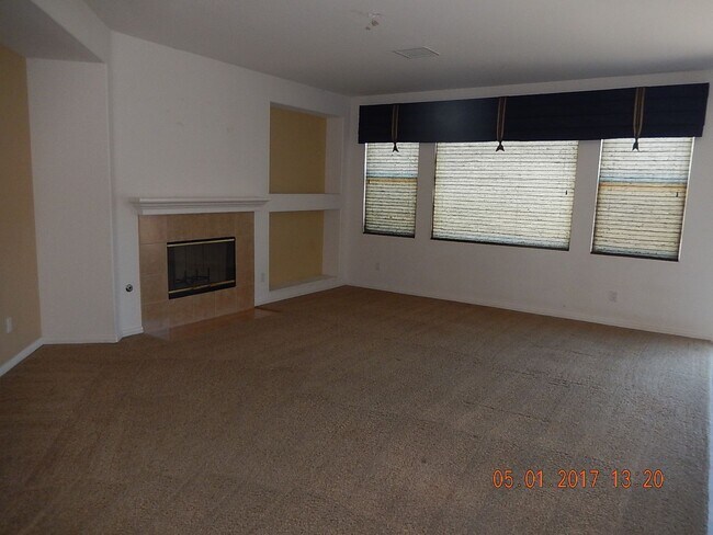 Building Photo - Two story, 2750 Sq Ft home with three car ...