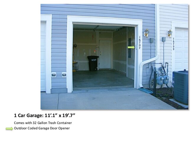 Building Photo - 1670 Mohegan Dr