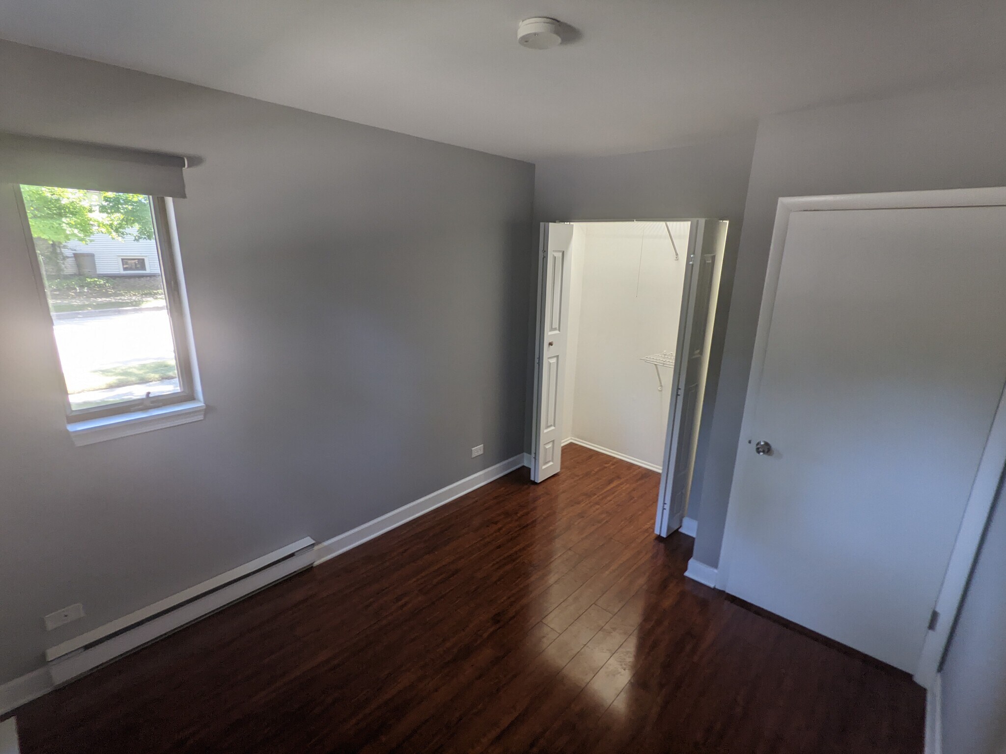 Guest Room Inside - 7525 Adams St