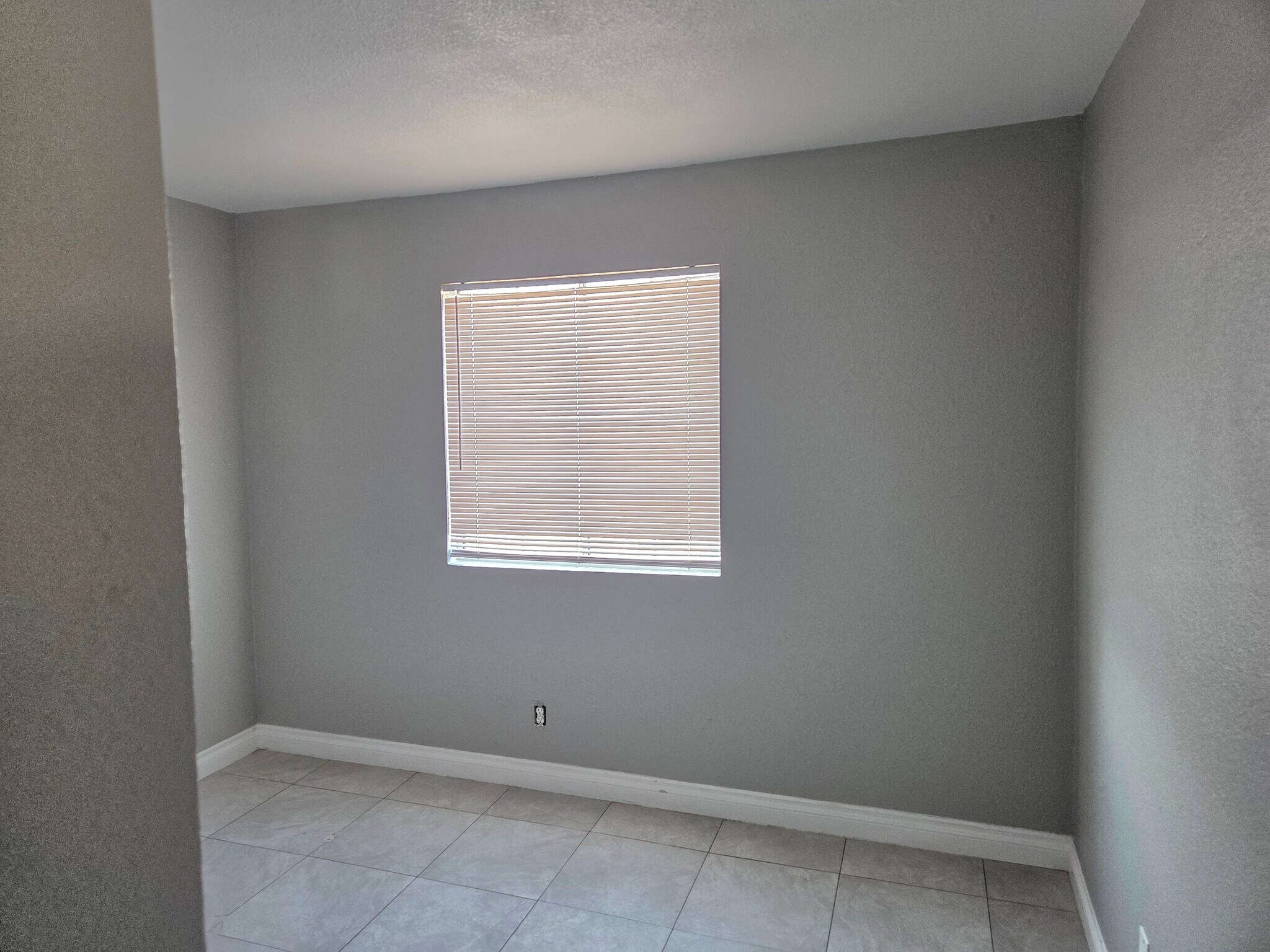 Building Photo - 632 Triest Ct