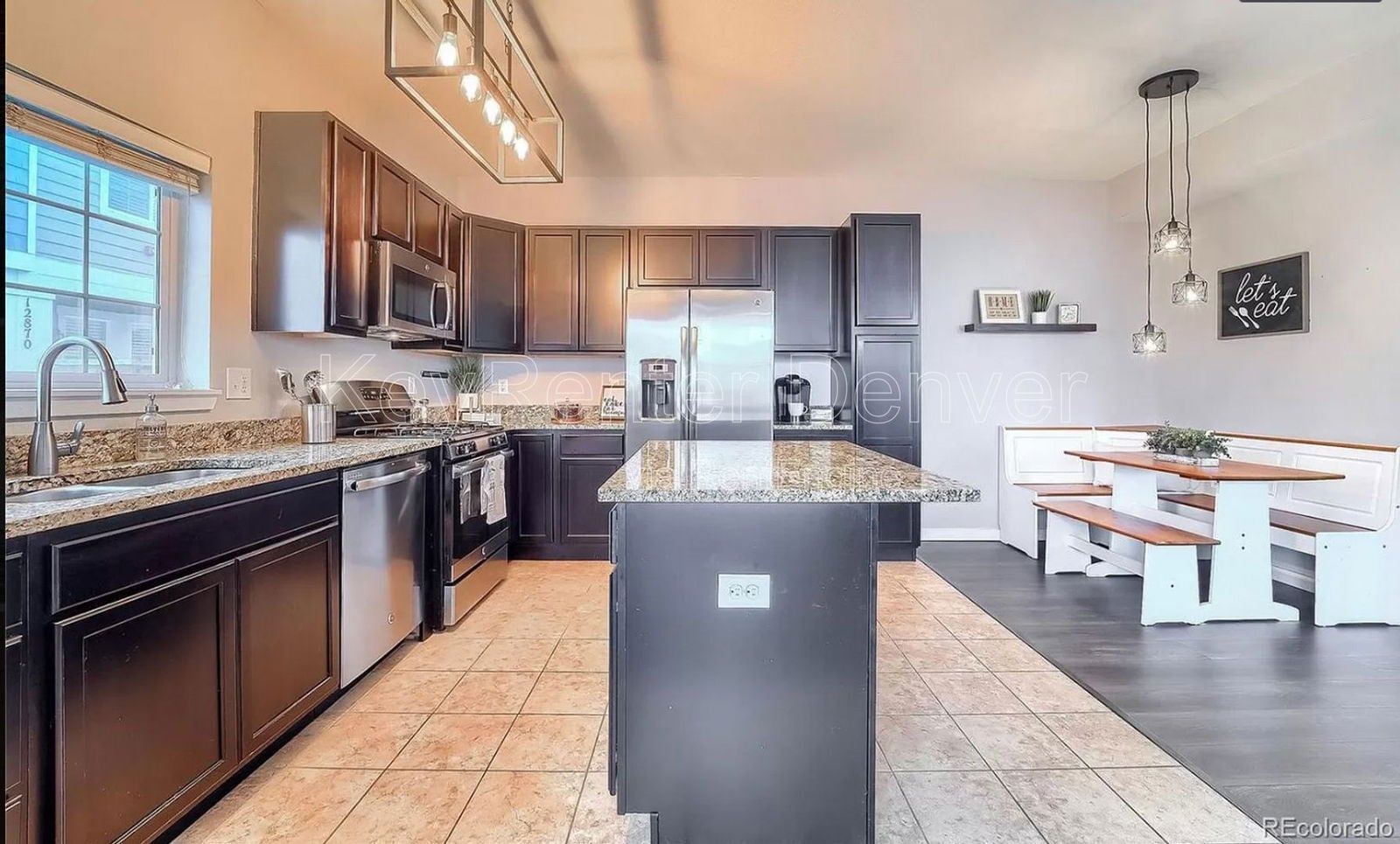 Building Photo - 12872 Jasmine St