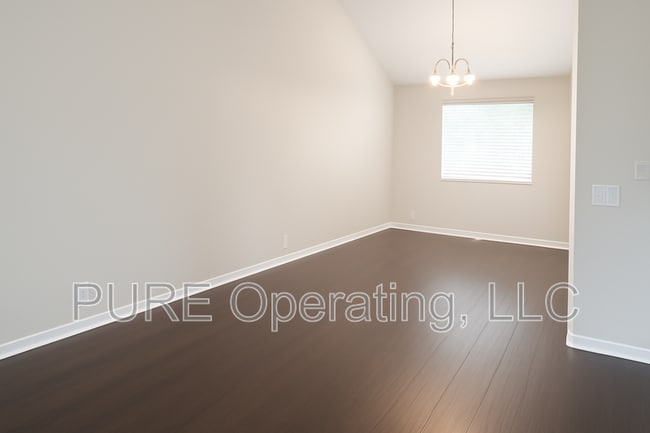 Building Photo - 14430 S 35th St