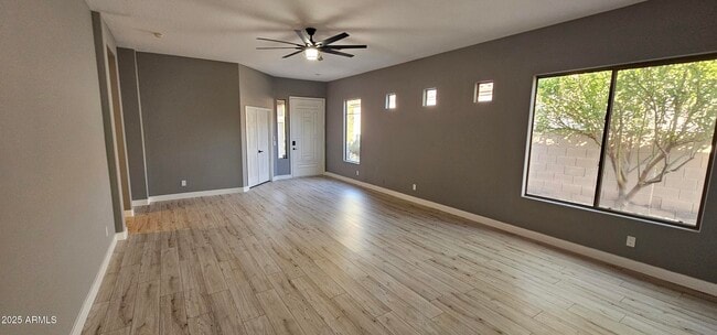 Building Photo - 17913 W Desert View Ln