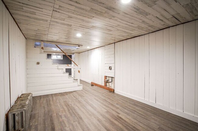 Building Photo - 27 Campbell Dr