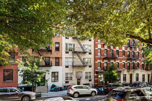 Building Photo - 219 East 88th Street