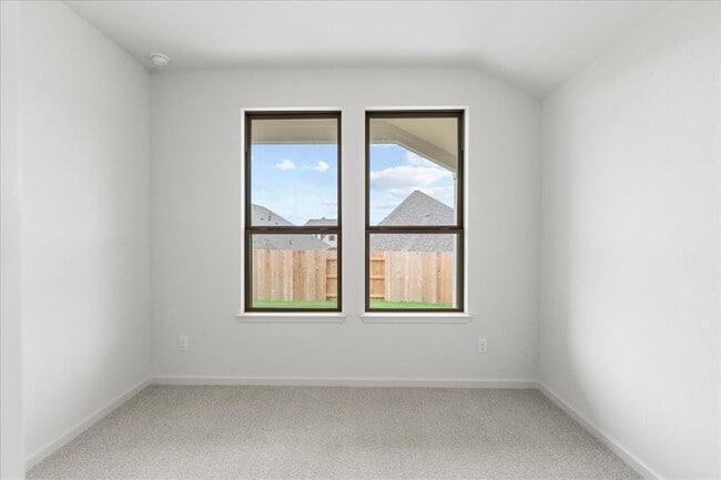 Building Photo - 154 Blackborrow Dr