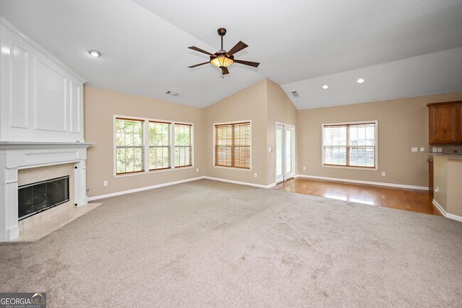 Building Photo - 317 Granite Way