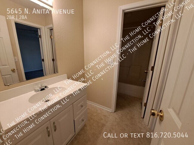 Building Photo - 5645 N Anita Ave