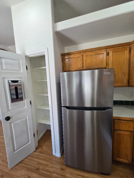 Building Photo - 8120 E Brandts Creek Way