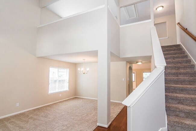 Building Photo - 5131 Birch Manor Ln