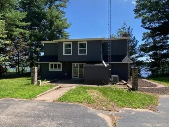 Building Photo - 202361 Dubay Dr